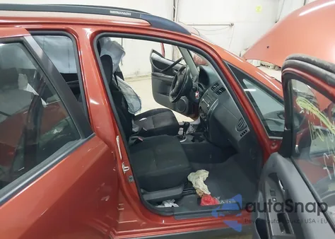 2012 Suzuki Sx4 z USA, uszkodzony, nr VIN JS2YB5A36C6302516